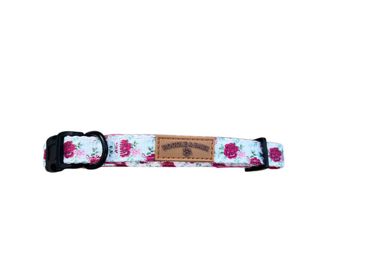 White Floral Collar